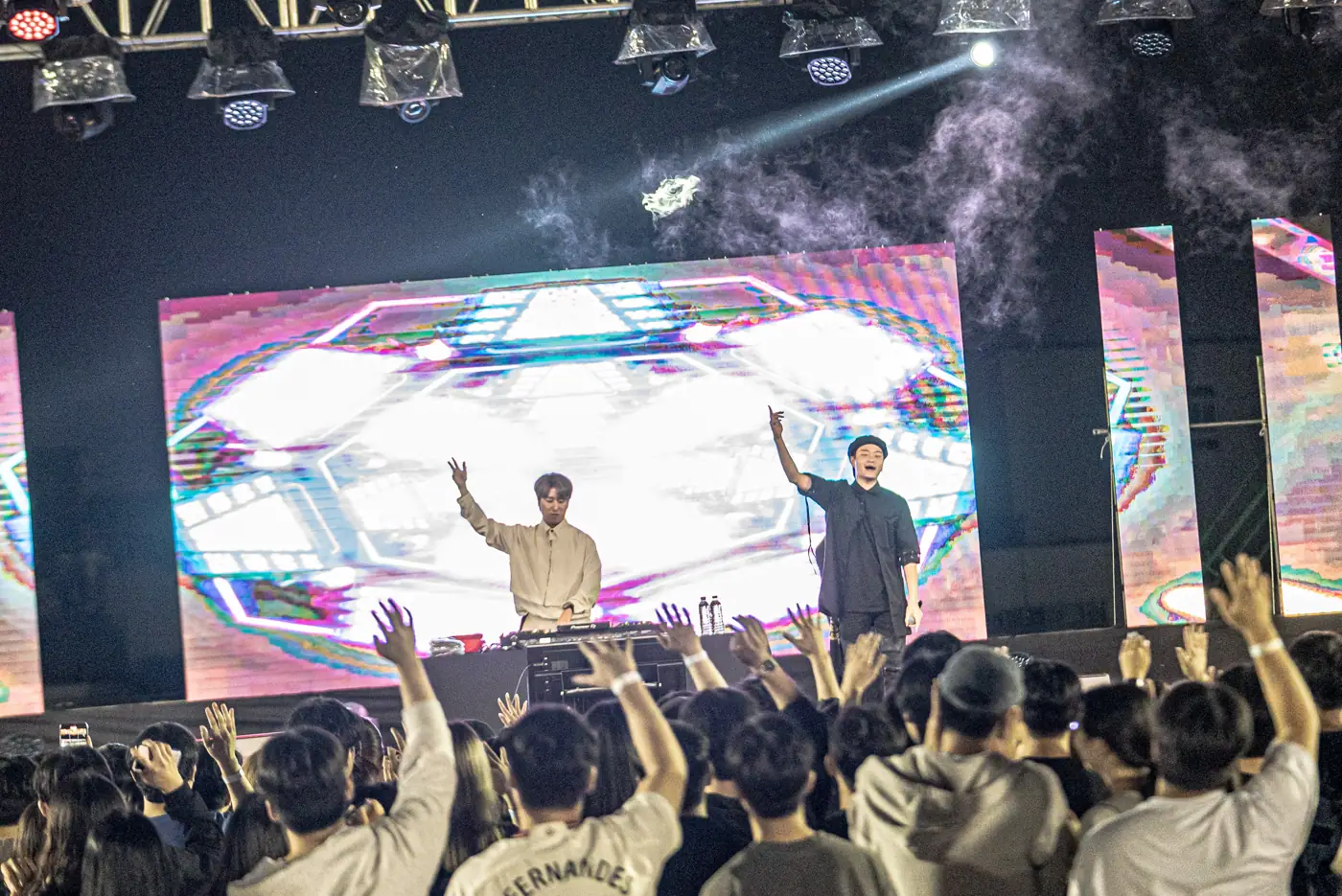 POY & LOKI 공연 현장 사진 10
